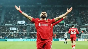 أزمة ليفربول: توتر صلاح وسلوت يتفاقم مع تحضيرات الدوري السعودي للشتاء